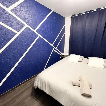 Cosy 0 , Centre *